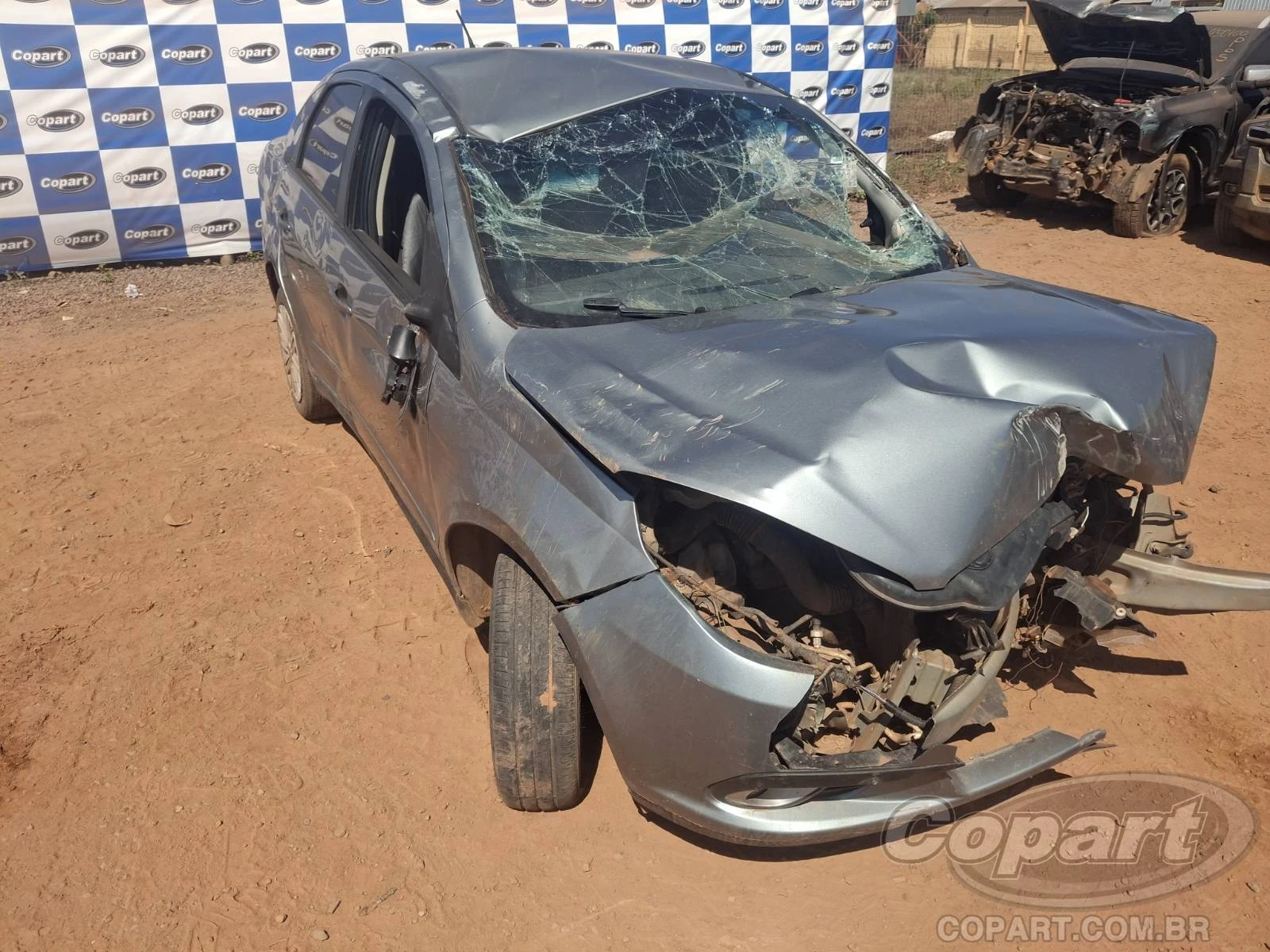 Fiat Grand Siena Attractive 2014 1.4 Evo em Cuiabá - Mato Grosso