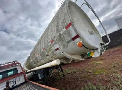 Noma SR2E17T1 CL SR2E17T1 CL 2008/2009 Branco Veículo Pesado em Apucarana - Paraná