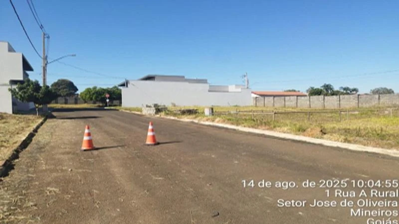 Terreno Terreno urbano no Cond. Parque das Laranjeiras em Mineiros/GO em Mineiros - Goiás