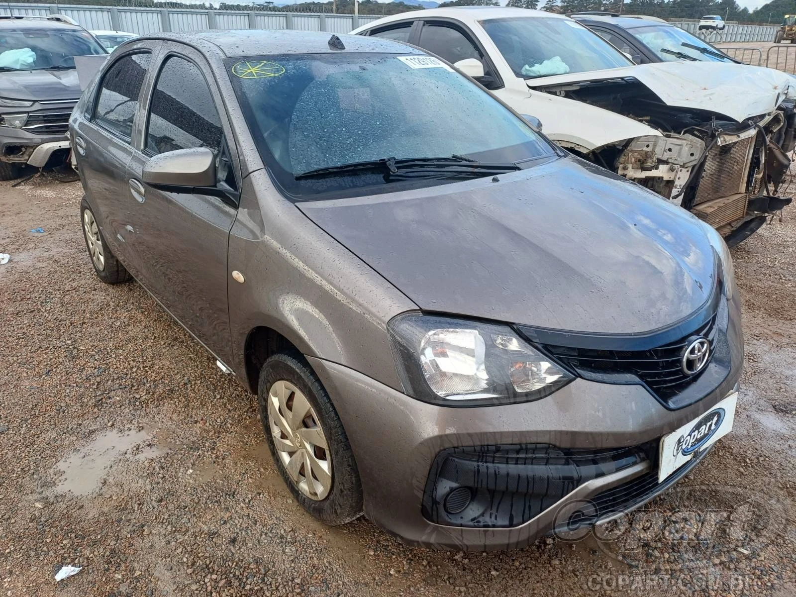 Toyota Etios Seda Seda 2019 1.5 16V Dual VVT-i Automático em São José Dos Pinhais - Paraná