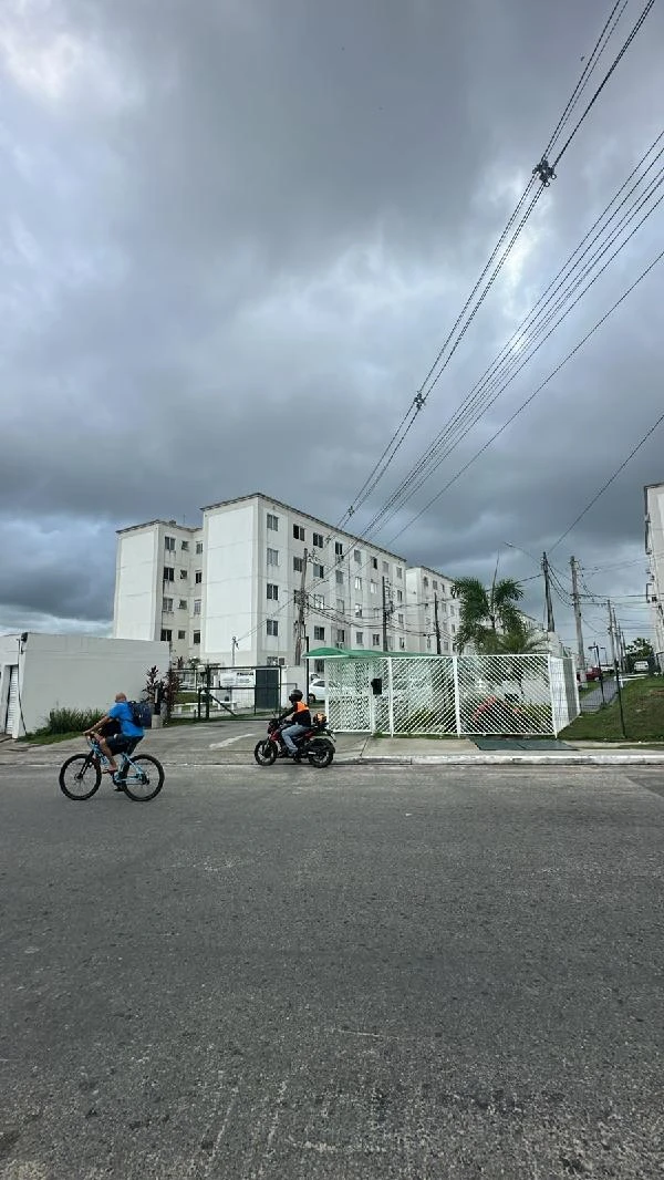 Apartamento com 2 Quartos em Salvador/BA em Salvador - Bahia