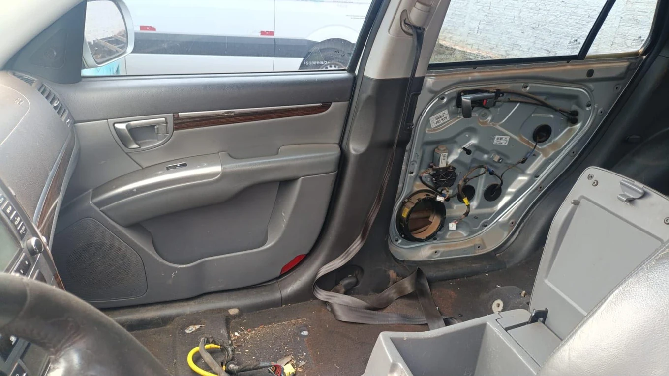 Hyundai Santa Fe 3.5 2010/2011 em Itaguajé - Paraná