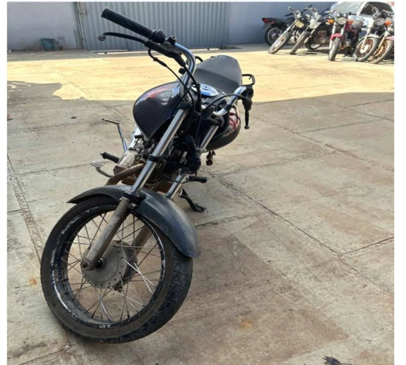 Honda CG 125 KS KS 2011/2012 125cc Gasolina em Matias Olímpio - Piauí