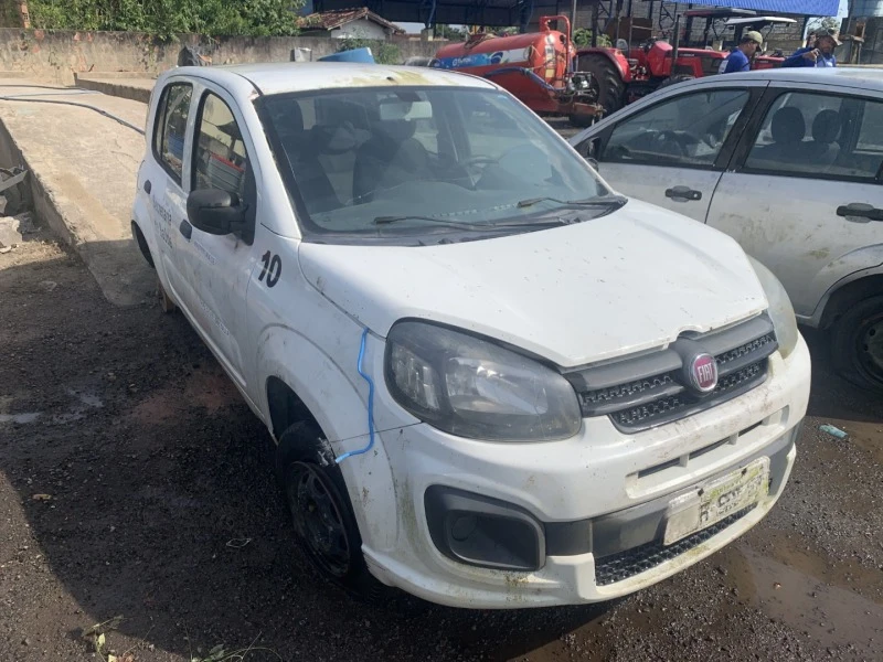 Fiat Uno Drive Drive 1.0 em Amélia Rodrigues - Bahia