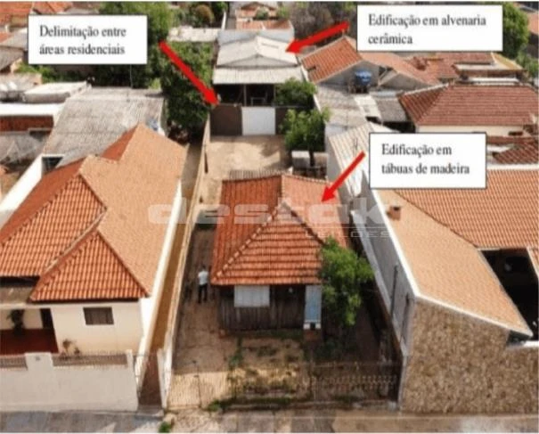 Terreno com 2 Casas em Assis/SP em Assis - São Paulo