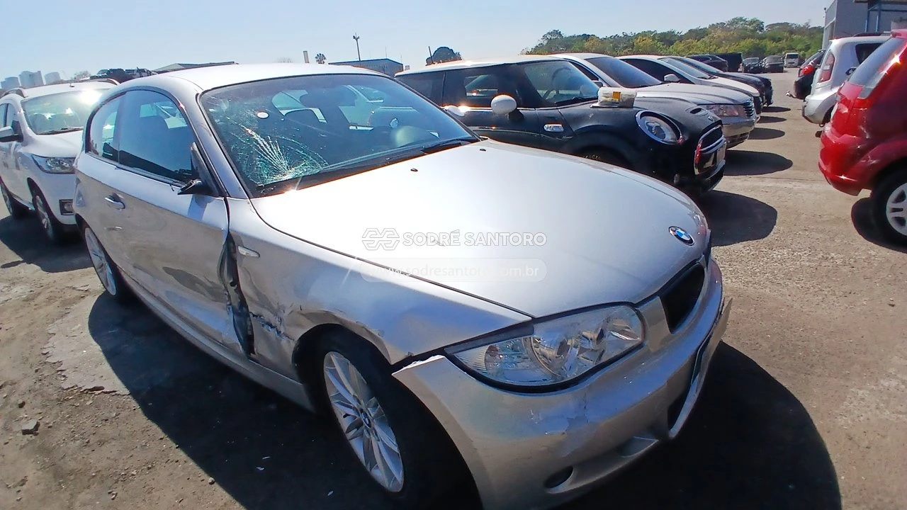 BMW 118i UA31 2011 2012 Automático em Guarulhos - São Paulo