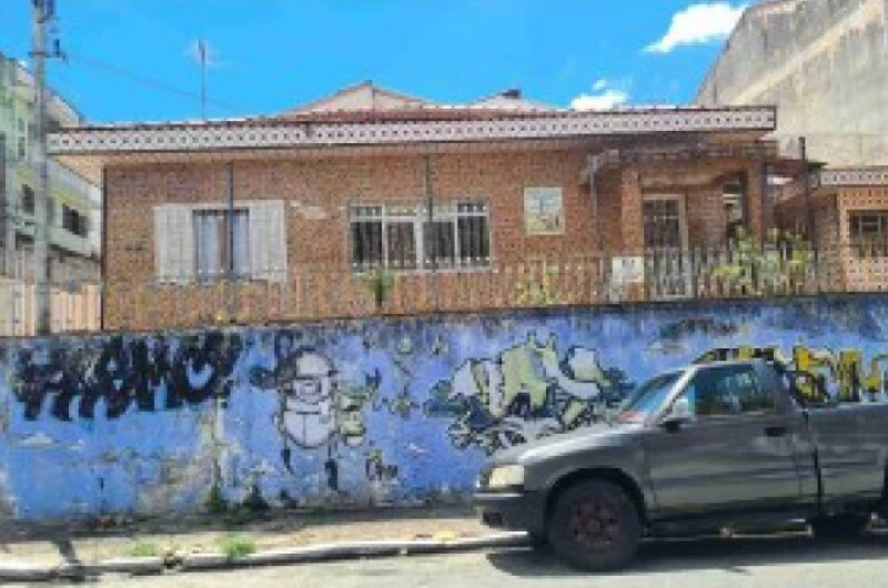 Fração 50% de Casa com Terreno em São Paulo/SP em São Paulo