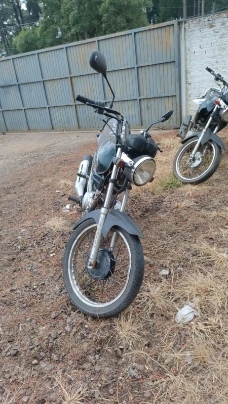 Yamaha YBR 125E 125cc Gasolina Manual em Rosário Do Sul - Rio Grande do Sul