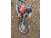 Yamaha YBR 125K 2002 125cc Vermelha Automático em Dourados - Mato Grosso do Sul