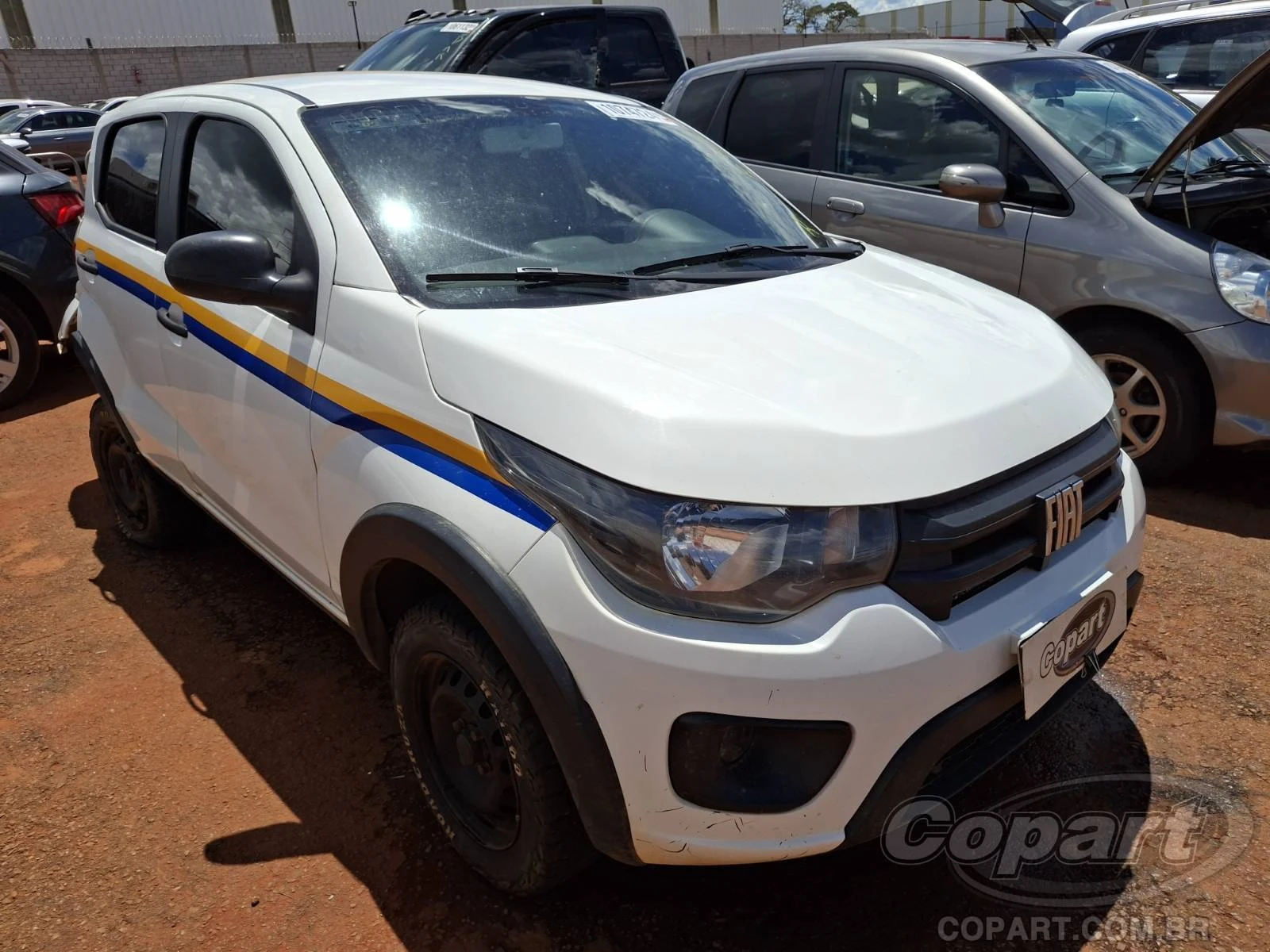 Fiat Mobi 1.0 Fire 2023 Automático em Aparecida De Goiânia - Goiás