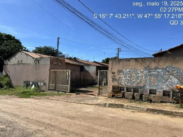 Casa de 48m² com 2 Quartos e 1 Vaga em Luziânia - Goiás