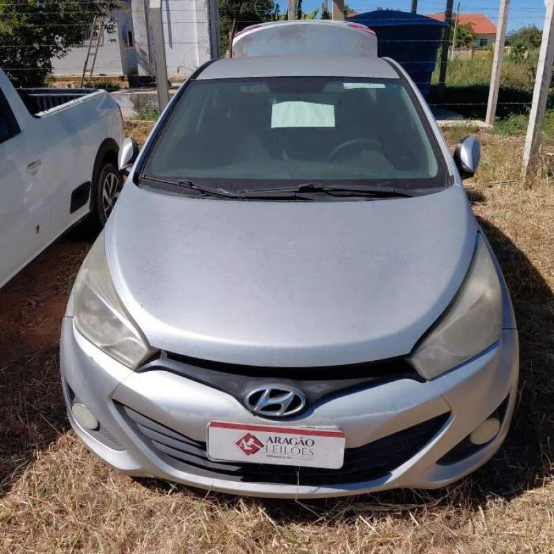 Hyundai HB20S 1.6M Prem 2013 em Salgueiro - Pernambuco