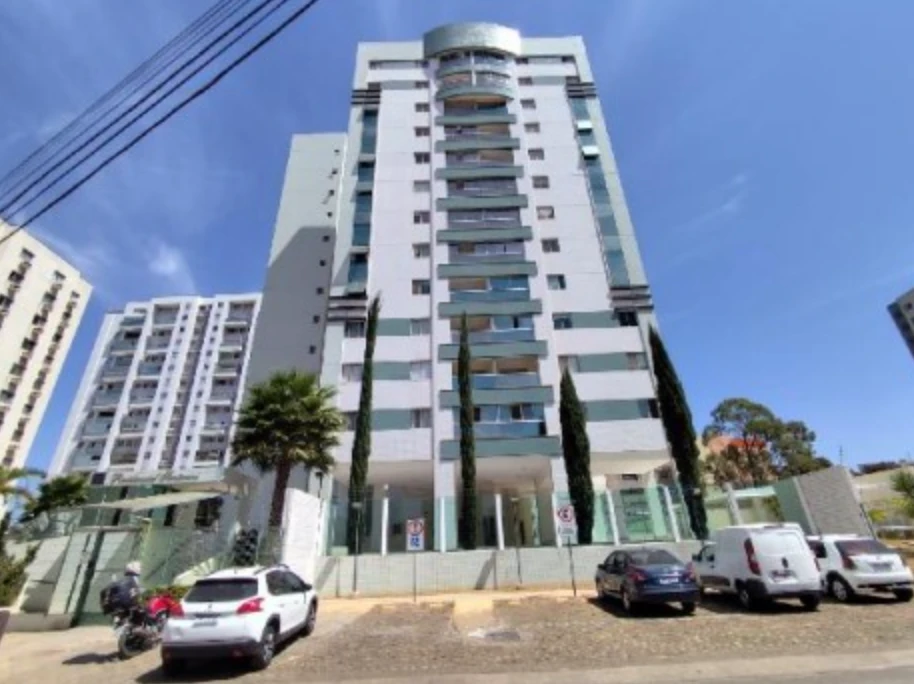 Apartamento com vaga de garagem em Brasília/DF em Brasília - Distrito Federal