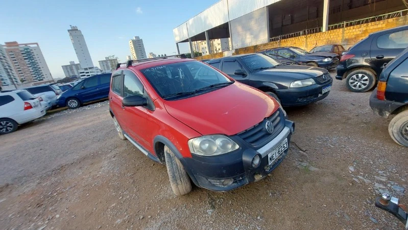 Volkswagen Crossfox 2008 em Palhoça - Santa Catarina