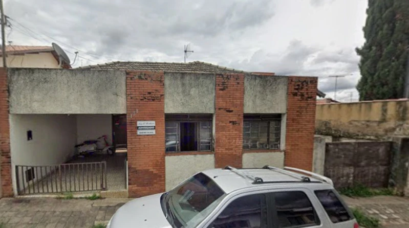 Casa com 4 Quartos em Araxá/MG em Araxá - Minas Gerais