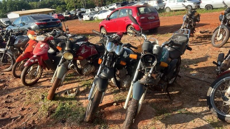 Honda Biz Sucata 2000 Honda Biz ES em Campo Grande - Mato Grosso do Sul