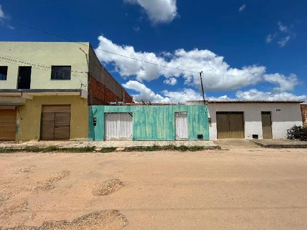 Casa com 3 Quartos em Jeremoabo/BA em Jeremoabo - Bahia