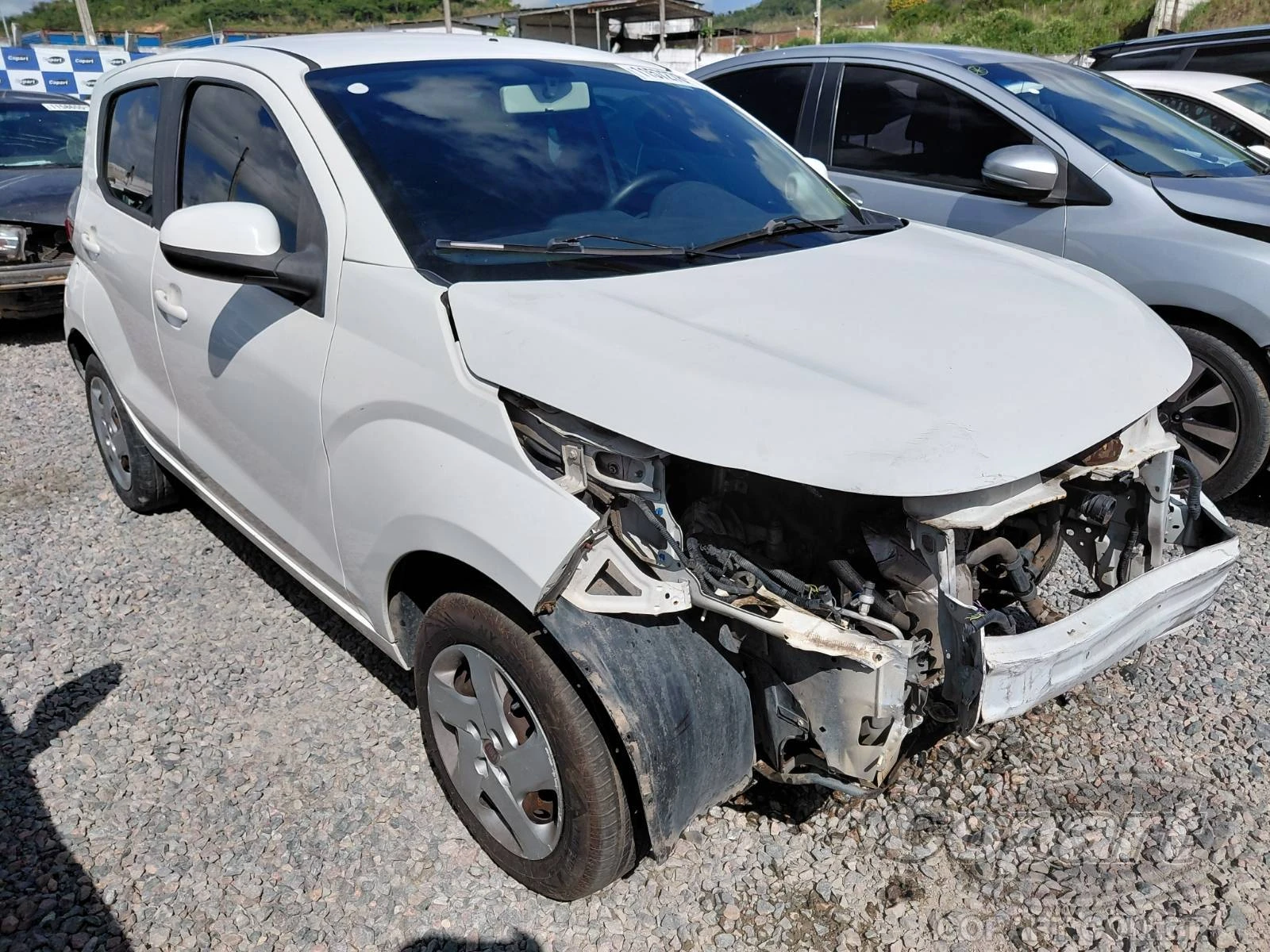Fiat Mobi 1.0 Fire 2018 em Vitória De Santo Antão - Pernambuco