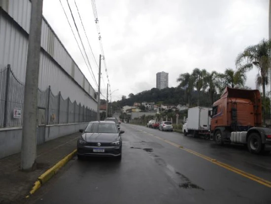 Apartamento com 2 Quartos em Caxias do Sul/RS em Caxias Do Sul - Rio Grande do Sul