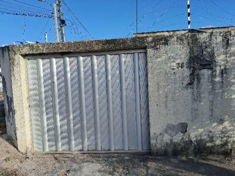 Casa com 1 Vaga em Horizonte/CE em Horizonte - Ceará