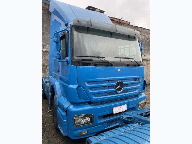 Mercedes-Benz Axor Axor 1933 S 4x2 2011 em null