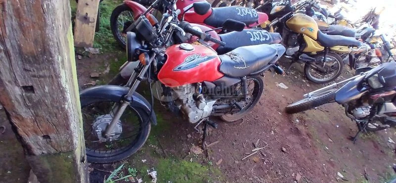 Honda CG 125 Titan KSE 2002 125cc Gasolina em São Borja - Rio Grande do Sul