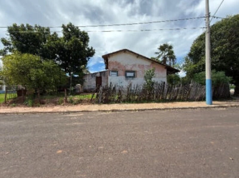 Casa com 2 Dormitórios em Mirandópolis/SP em Mirandópolis - São Paulo