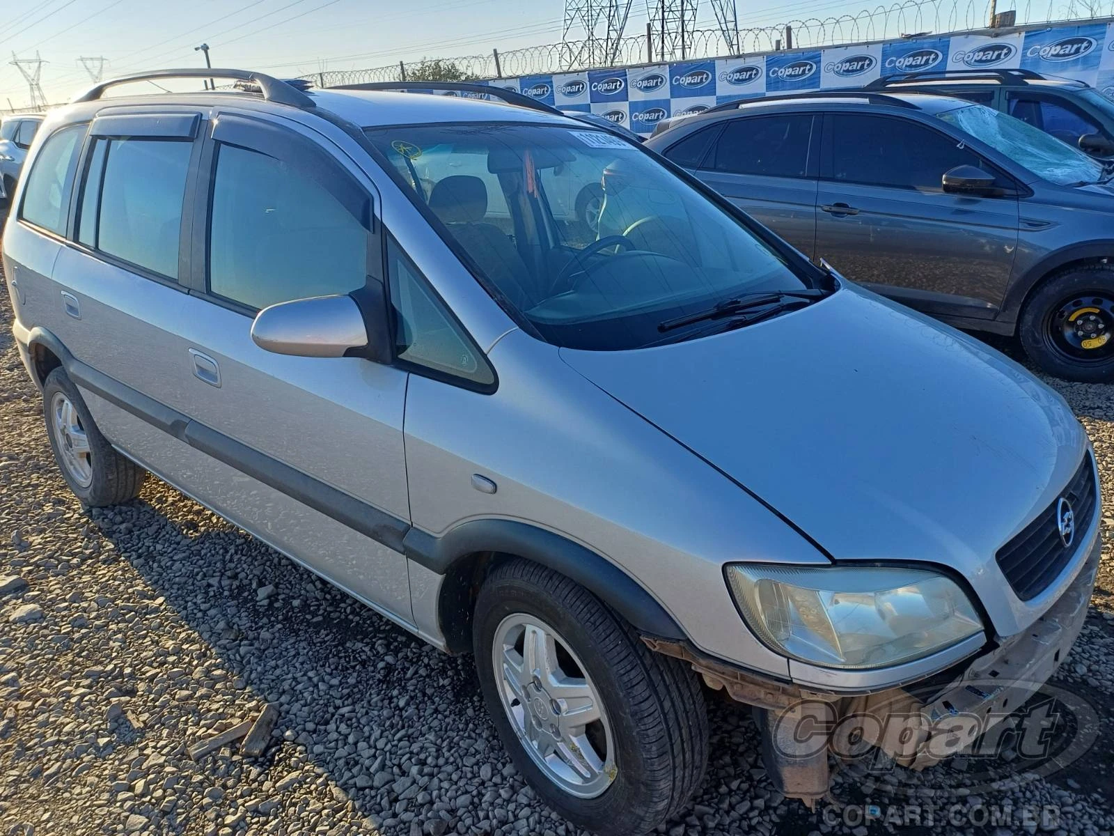 Chevrolet Zafira CD 2003 2.0 MPFI Automático em Canoas - Rio Grande do Sul
