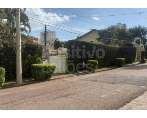 Terreno no Jardim Santa Adelaide em Jundiaí/SP em Jundiaí - São Paulo