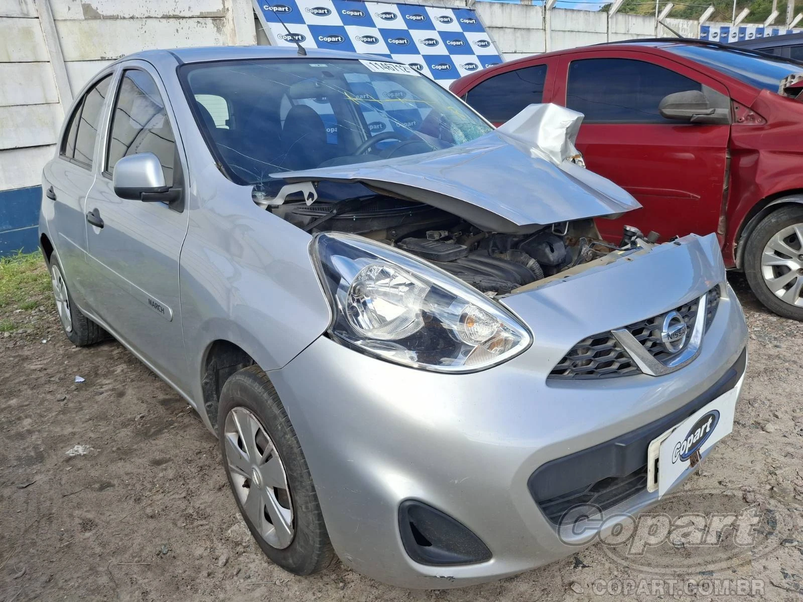 Nissan March 2017 1.0 em Vitória De Santo Antão - Pernambuco