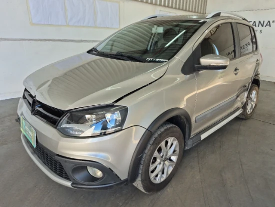 Volkswagen Crossfox GII 2013 Manual em Nova Santa Rita - Rio Grande do Sul