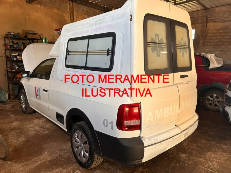 Volkswagen Saveiro Saveiro 16/17 Flex Branco em Adelândia - Goiás
