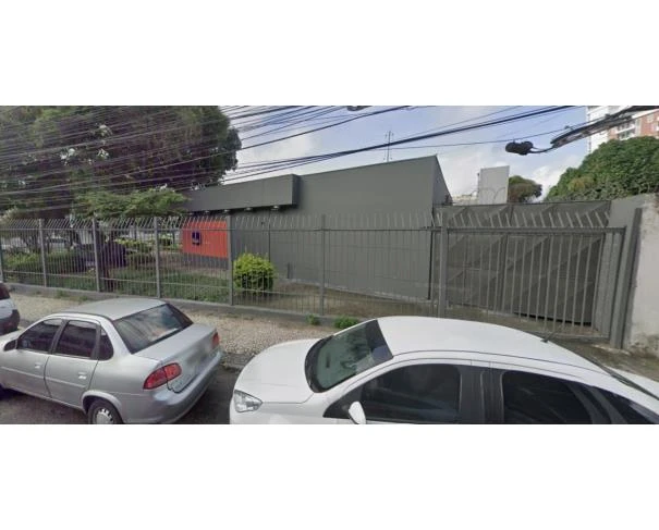 Loja Comercial com 302m² construída em Feira de Santana/BA em Feira De Santana - Bahia