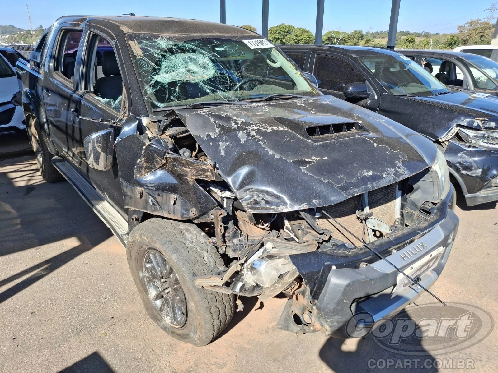 Toyota Hilux CD Limited Edition 2015 3.0 D-4D Turbo em Pirapora Do Bom Jesus - São Paulo
