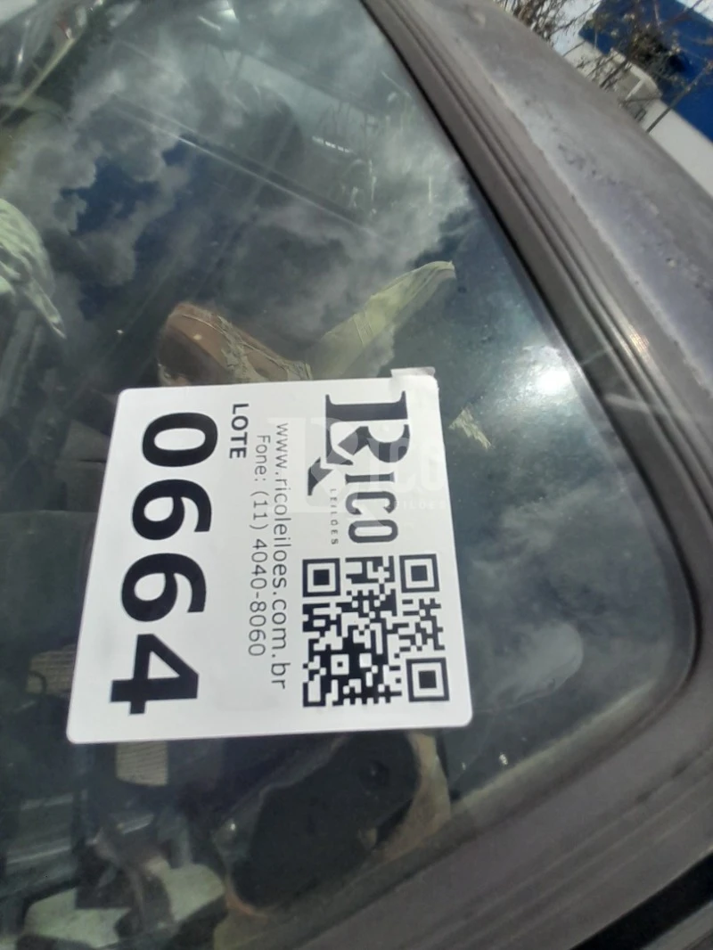 Fiat Uno Electronic Sucata em Itapetininga - São Paulo