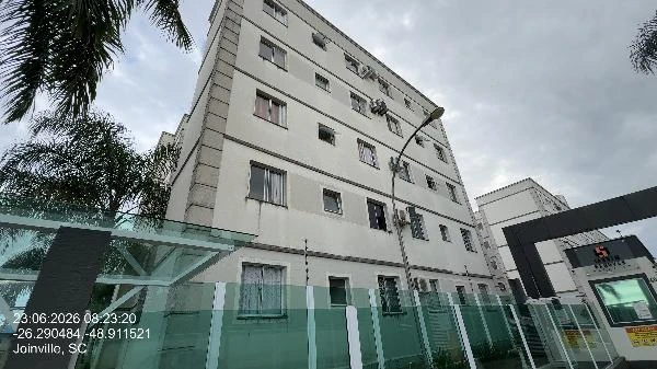 Apartamento com 2 Quartos e 1 Vaga em Joinville/SC em Joinville - Santa Catarina