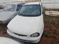 Chevrolet Corsa Classic Classic 2003 Branco em Naviraí - Mato Grosso do Sul