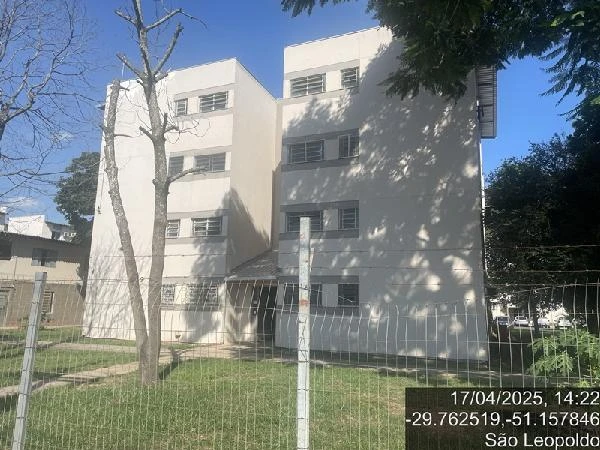 Apartamento de 40m² com 2 Quartos no Conjunto Residencial Charrua em São Leopoldo - Rio Grande do Sul