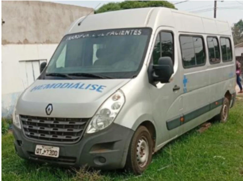 Renault Master Fur L3H2 2018 2019 Prata em Vale Do Paraíso - Rondônia