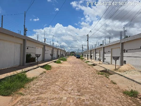 Casa com 2 Quartos em Timon/MA em Timon - Maranhão