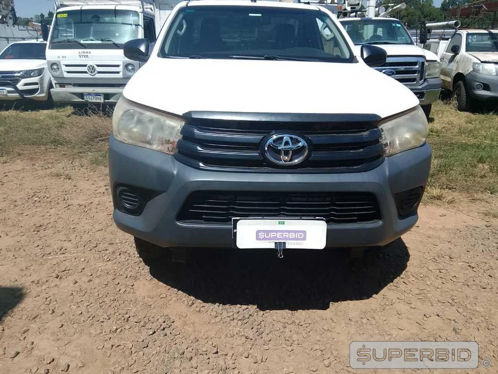 Toyota Hilux 2017 2.4 Diesel Manual com Avarias em Alvorada - Rio Grande do Sul