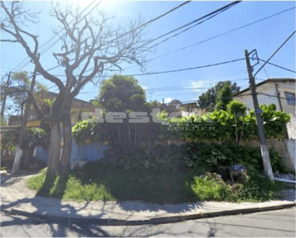 Sobrado de 100m² no Jardim Central com 2 Pavimentos em Cotia - São Paulo