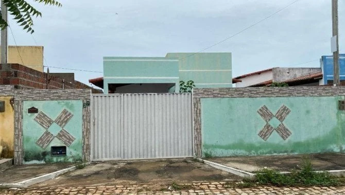 Casa com 69m² de área construída em Macau/RN em Macau - Rio Grande do Norte