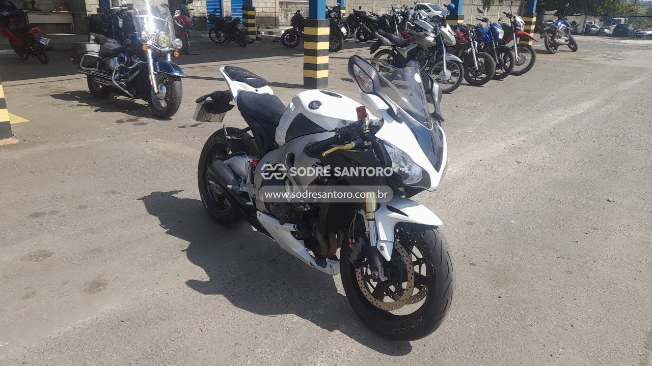 Honda CBR 1000 RR 2011 1000cc Gasolina Manual em Monte Mor - São Paulo