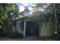 Prédio Comercial Hotel antigo com potencial comercial em Campos do Jordão/SP em Campos Do Jordão - São Paulo