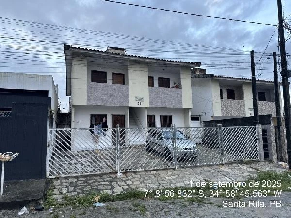 Casa com 2 Quartos e 1 Vaga em Santa Rita/PB em Santa Rita - Paraíba