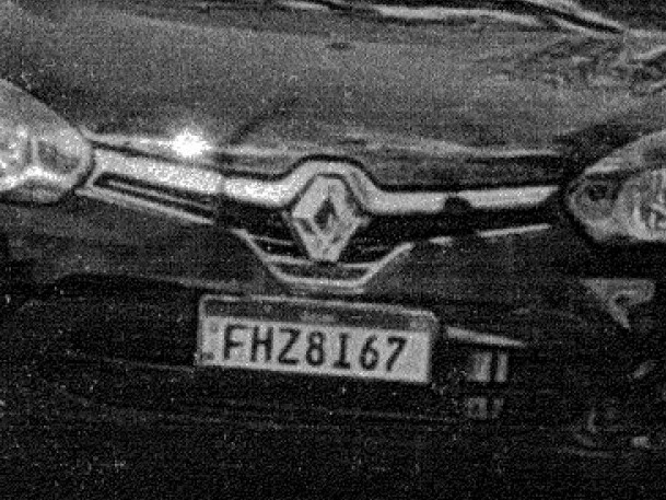 Renault Clio 2012/2013 1.0 16V Hi-Power Flex 5 Marchas em Serrana - São Paulo