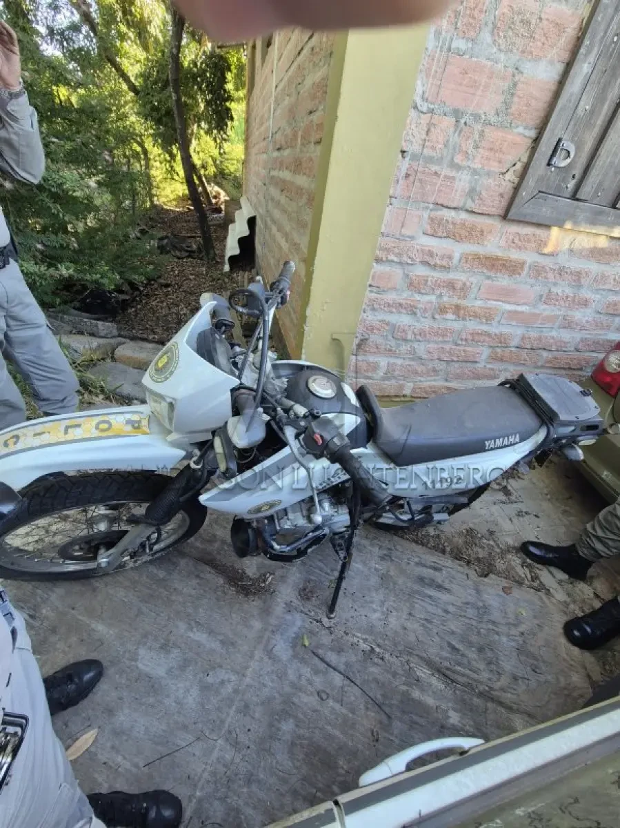 Yamaha XTZ 250 Lander 2017/2018 250cc em Cachoeirinha - Rio Grande do Sul