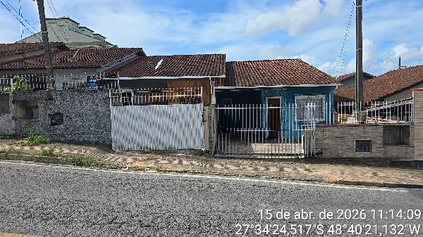 Casa com 2 Quartos em São Jose/SC em Sao Jose - Santa Catarina