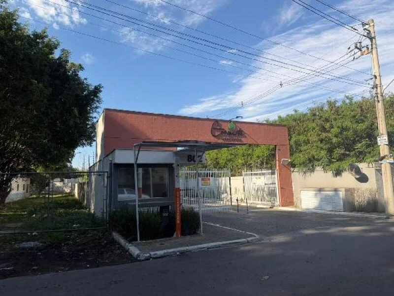 Apartamento com 2 Quartos em Carapicuíba/SP em Carapicuíba - São Paulo